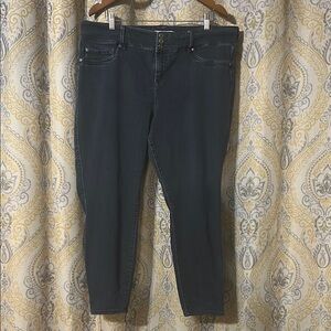 Torrid First at Fit Jegging